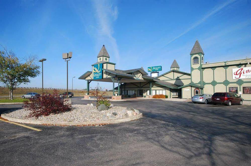 Quality Inn Gaylord Exteriör bild