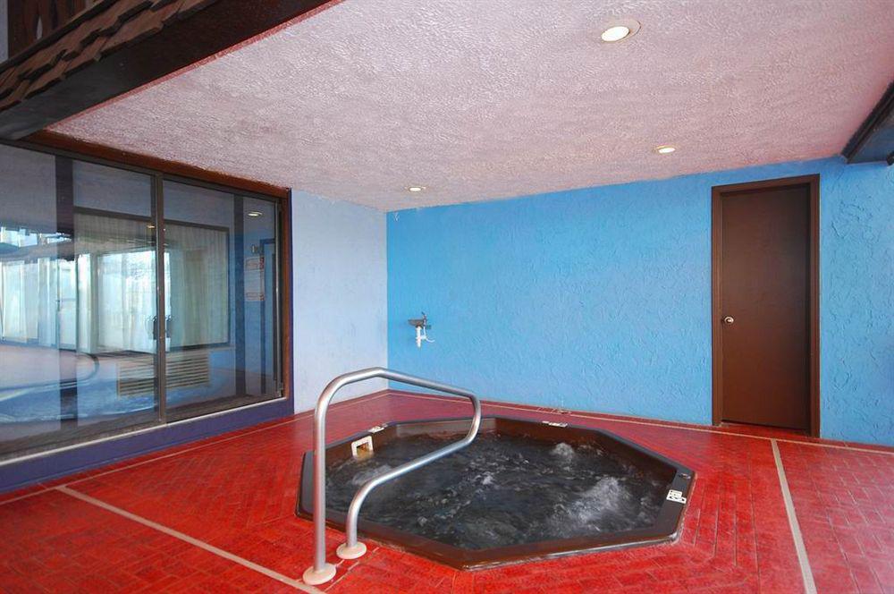 Quality Inn Gaylord Exteriör bild